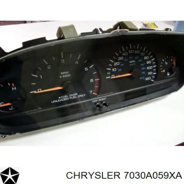 7030A059XA Chrysler молдинг (накладка панелі приладів "торпедо", правий)