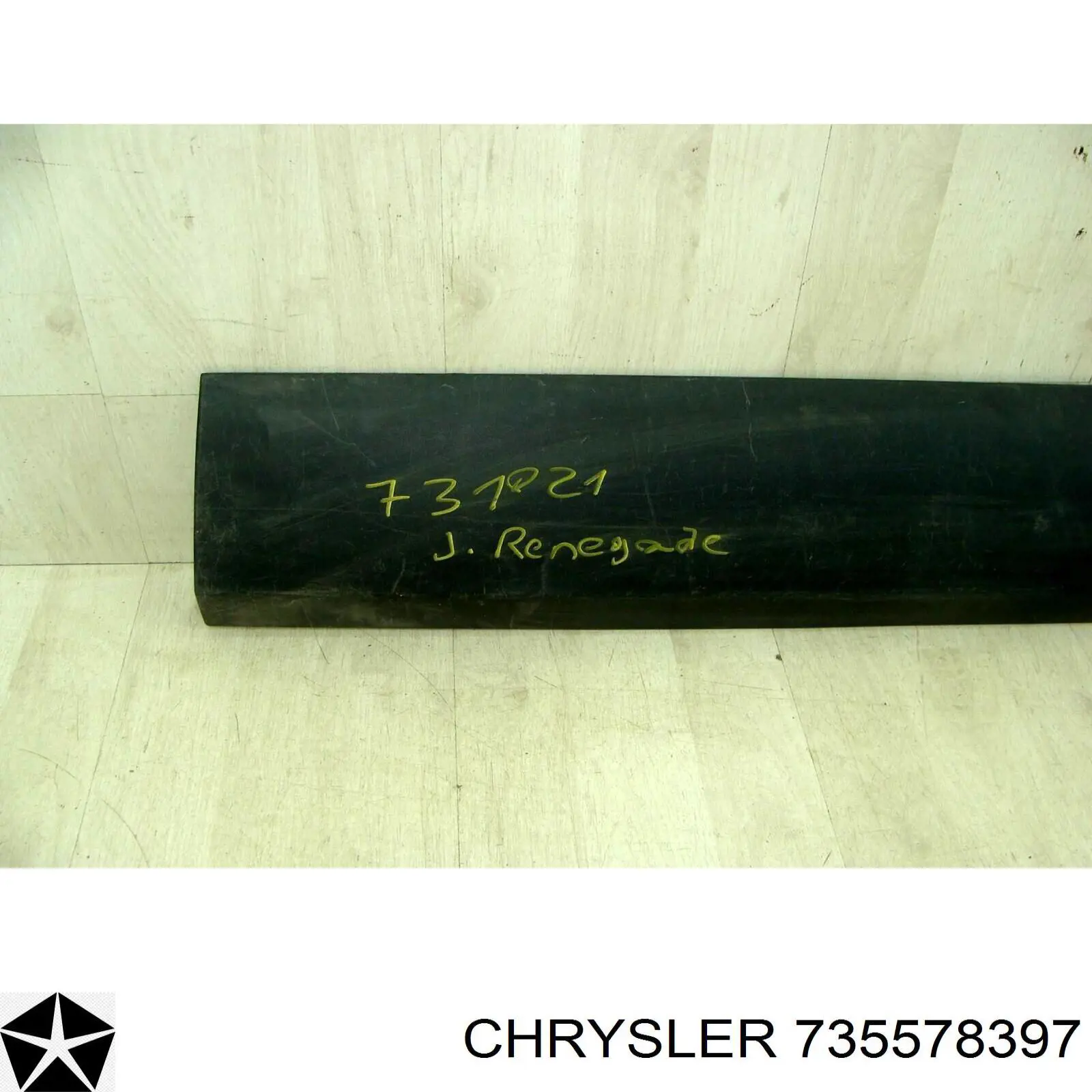 Молдинг передньої лівої двері Polcar 34L10021 ціна, від 14.89 USD