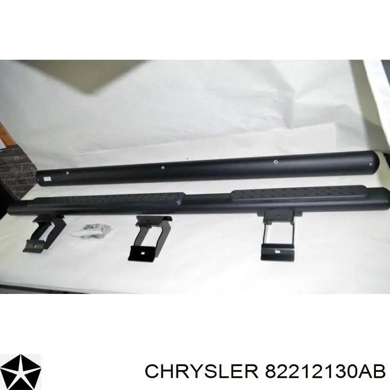  Chrysler 82212130AB ціна, від 778.37 USD