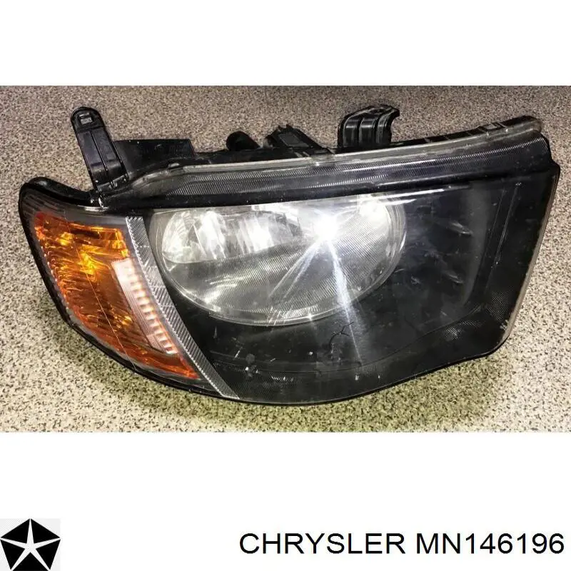 Основна фара - вставка Chrysler MN146196 ціна, від 83.30 USD
