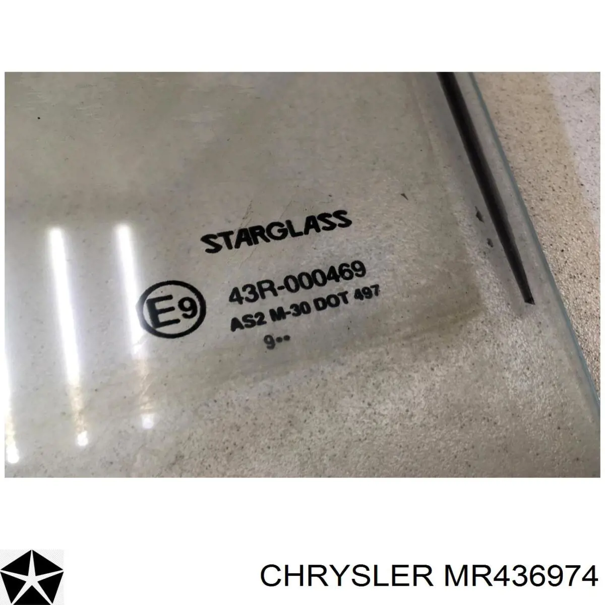 Скло передньої правої двері Chrysler MR436974 ціна, від 22.15 USD