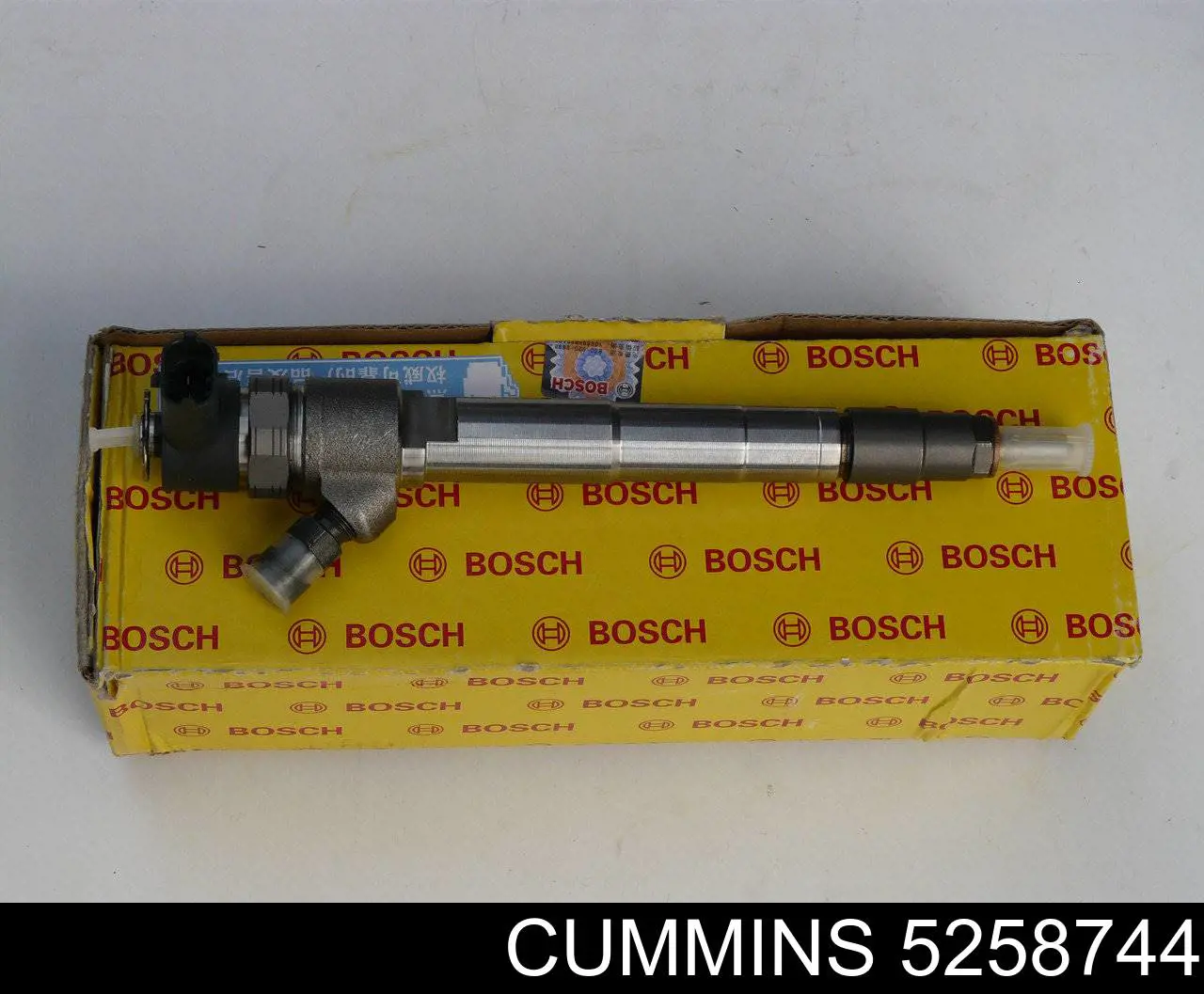 Паливні форсунки 445110594 Bosch