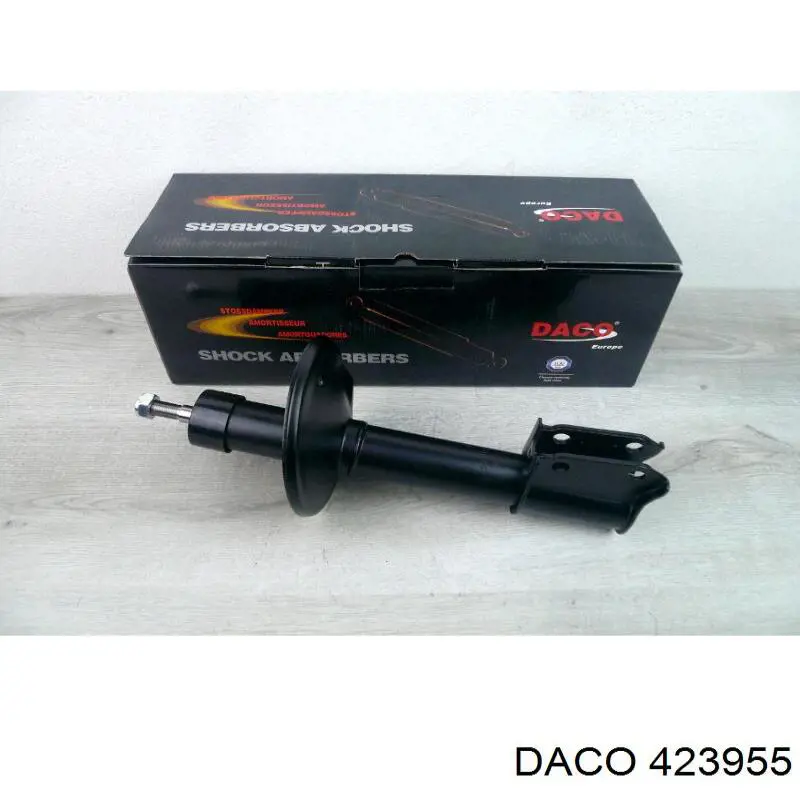 Амортизатор передній 423955 Daco