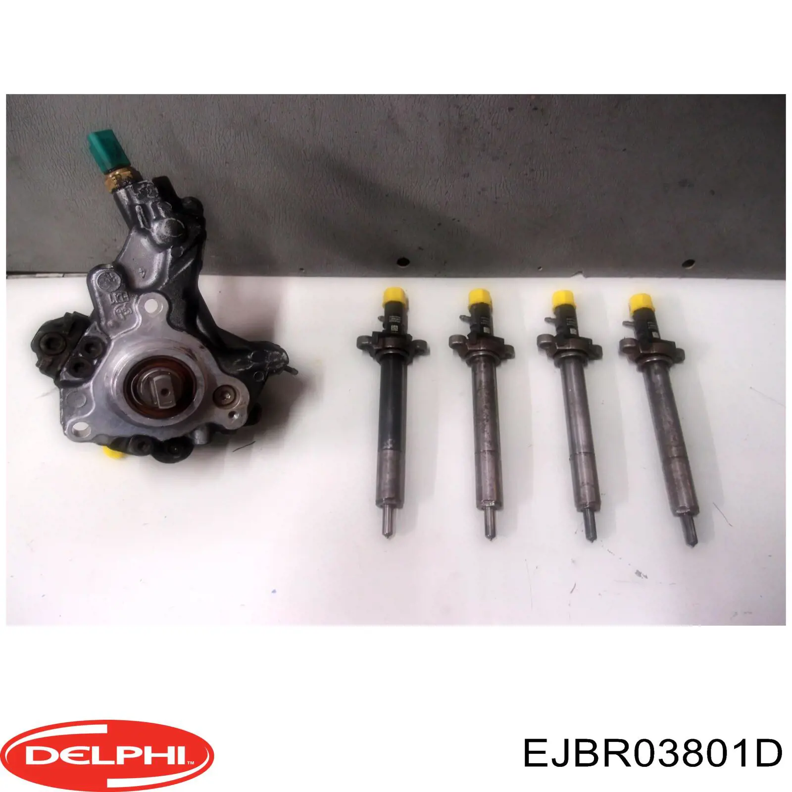 Купити EJBR03801D Peugeot/Citroen Форсунка дизельна в зборі, розпилювач + тримач