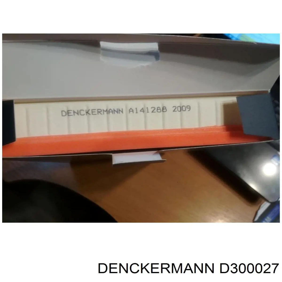 Сайлентблок переднього важеля D300027 Denckermann