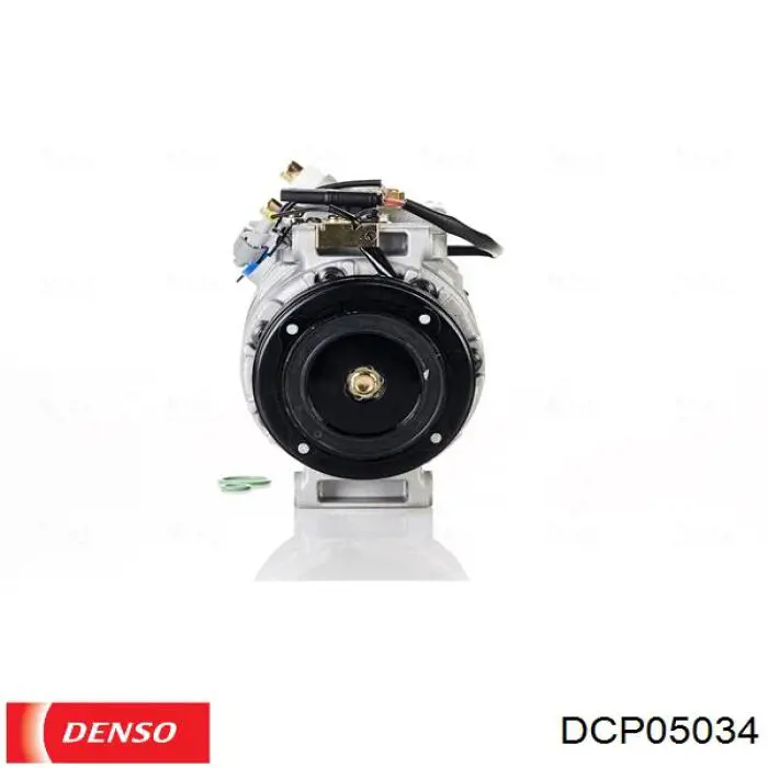 Компресор кондиціонера DCP05034 Denso