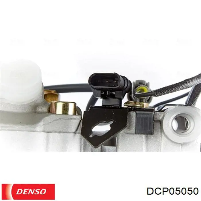 Насос кондиціонера Denso DCP05050