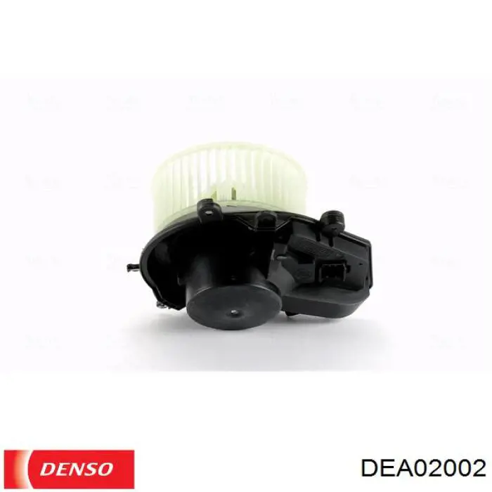 Купити DEA02002 Denso Електродвигуни (електродвигун обігрівача) або розетка причепа штепсельная