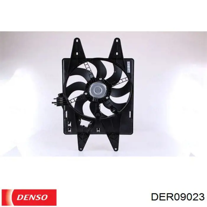DER09023 Denso дифузор радіатора охолодження, в зборі з двигуном і крильчаткою
