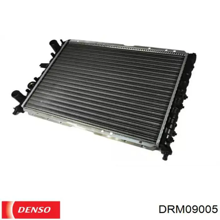 DRM09005 Denso Радіатор охолодження двигуна