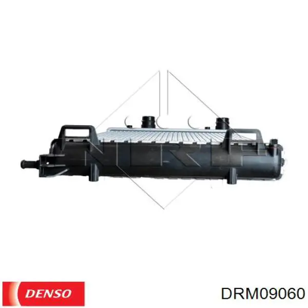 Купити DRM09060 Denso Радіатор двигуна