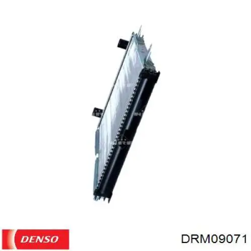 Радіатор основний Denso DRM09071 ціна, від 78.60 USD