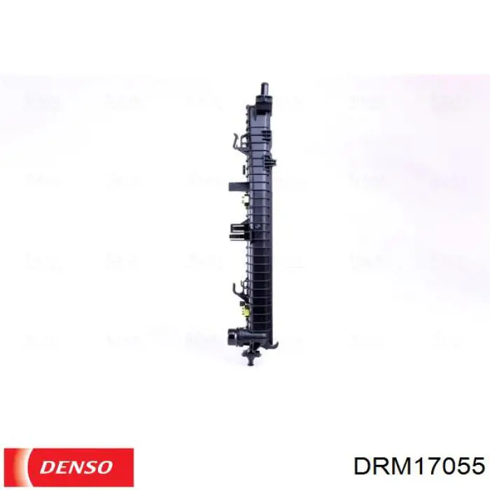 DRM17055 Denso радіатор охолодження двигуна