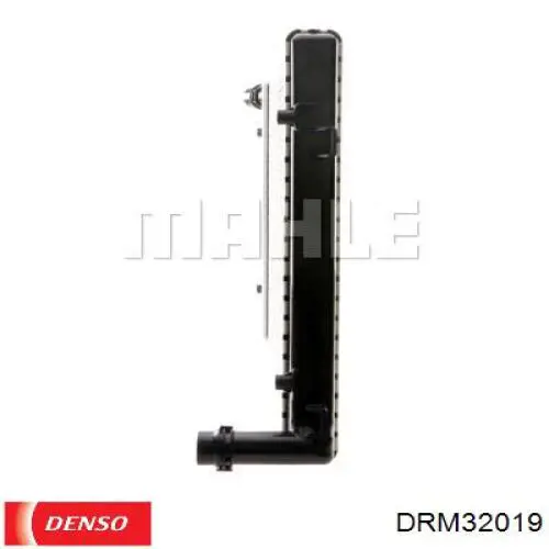 Купити DRM32019 Denso Радіатор двигуна