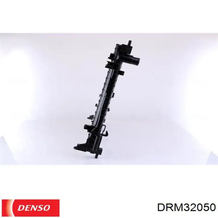 Радіатор основний Denso DRM32050 ціна, від 119.62 USD