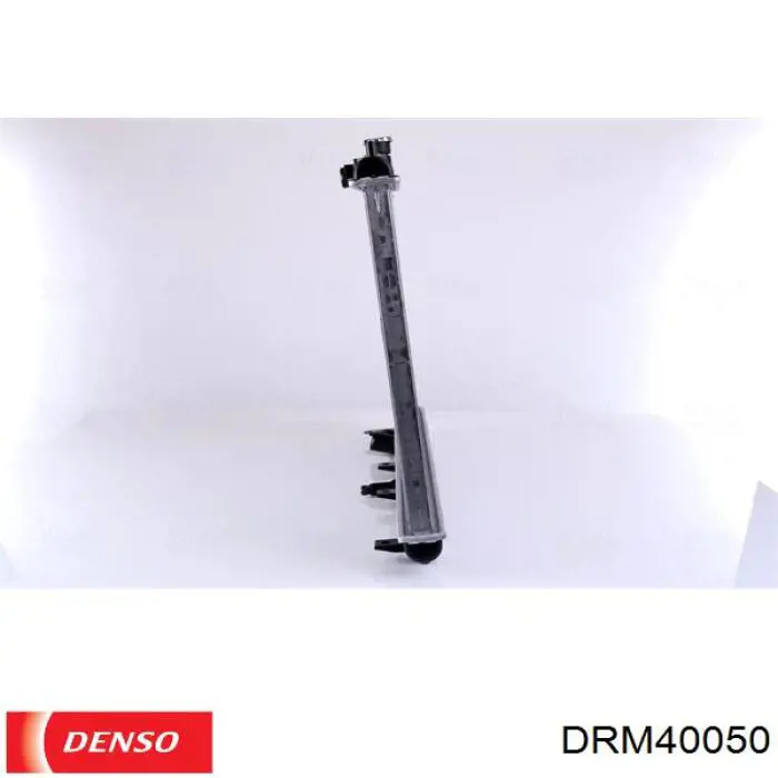 Купити DRM40050 Denso Радіатор двигуна