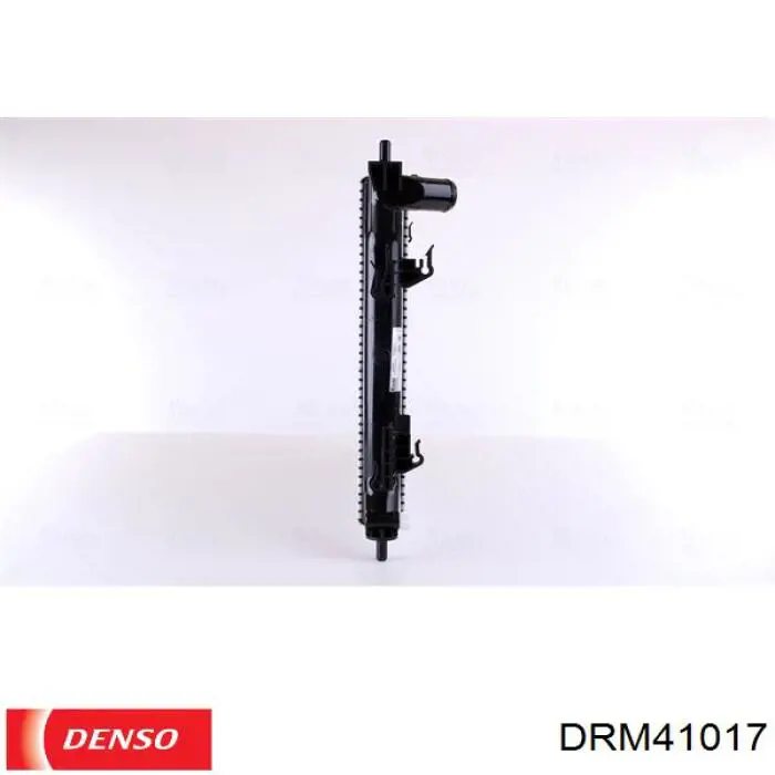 Радіатор охолодження двигуна DRM41017 Denso