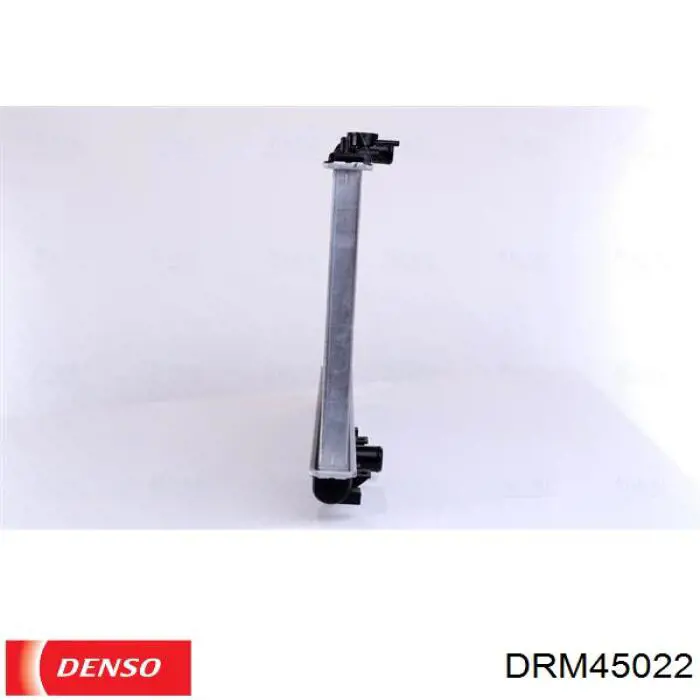 Купити DRM45022 Denso Радіатор двигуна