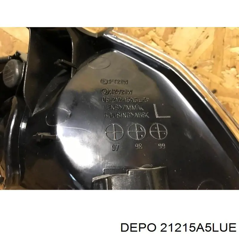 Поворотник лівий Depo/Loro/Abakus 21215A5LUE ціна, від 17.02 USD
