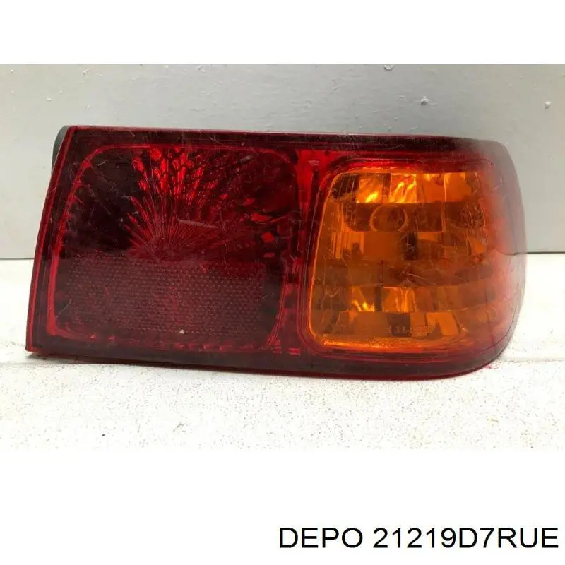 Купити 8155033210 Toyota Стоп задній