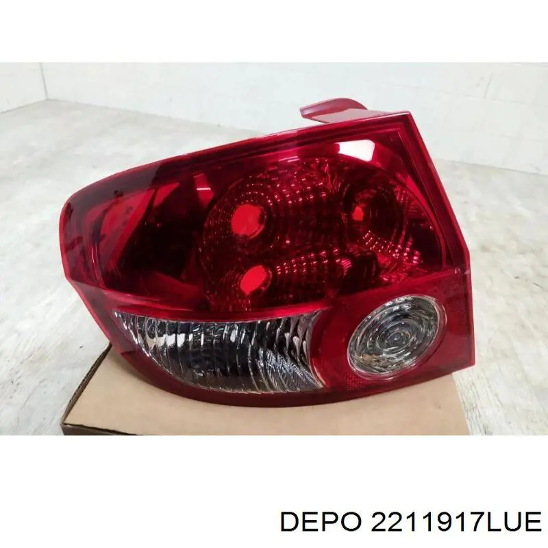 Ліхтар задній лівий Hyundai/Kia 924011C000 ціна, від 30.55 USD