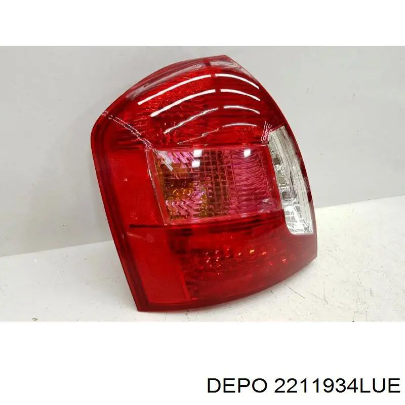 Задня ліва фара на Hyundai Accent III MC