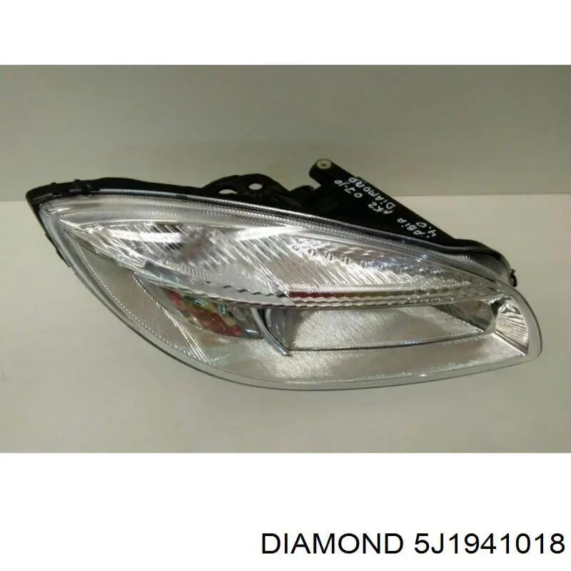 5J1941018 Diamond/DPA Основна фара - вставка