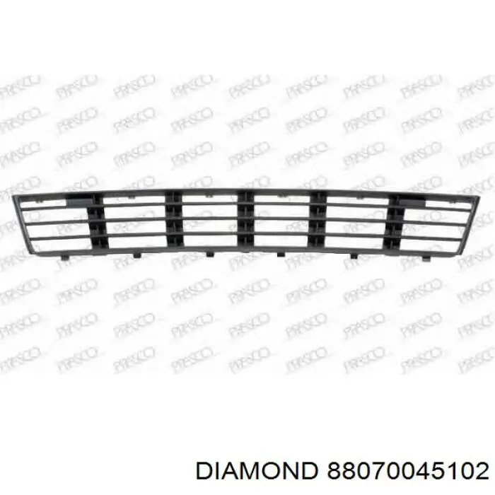 Решітка переднього бампера, права Diamond/DPA 88070045102 ціна, від 6.29 USD