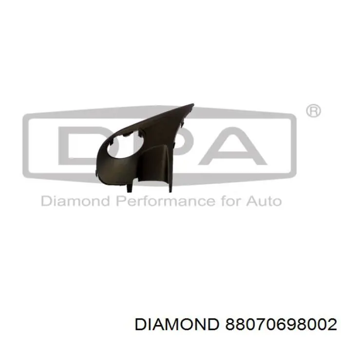 Купити 88070698002 Diamond/DPA Заглушка бампера буксирувального гака, передня права