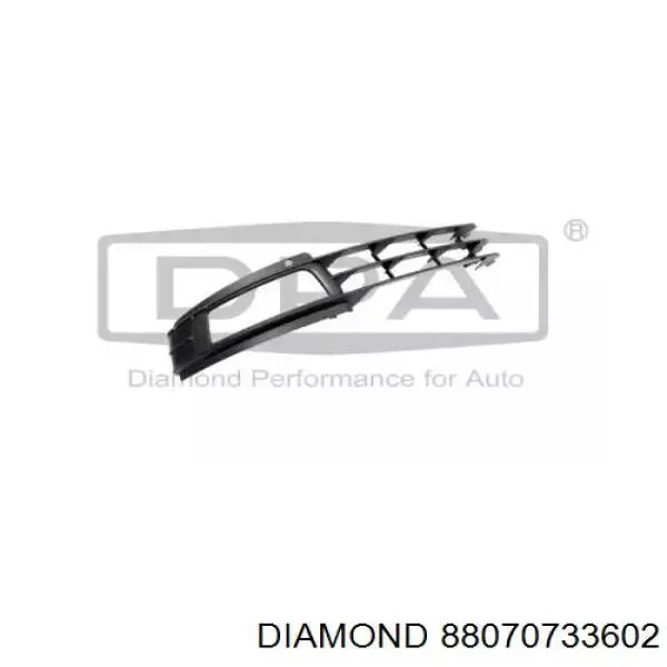Купити 88070733602 Diamond/DPA Заглушка/ решітка протитуманних фар бампера переднього, права