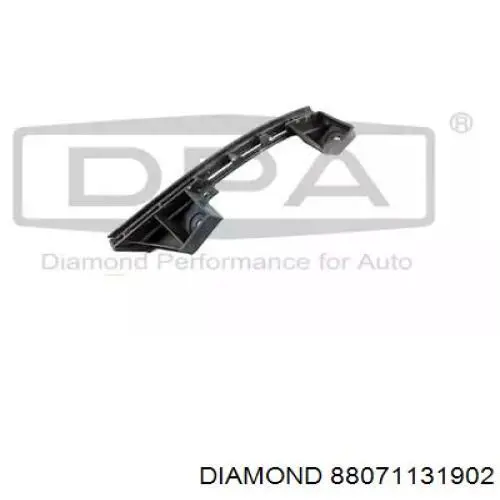 88071131902 Diamond/DPA Кронштейн бампера переднього, правий