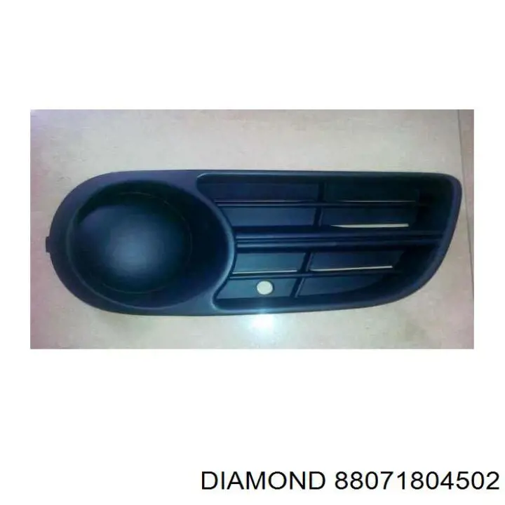 Заглушка протитуманки передньої правої Diamond/DPA 88071804502 ціна, від 4.12 USD