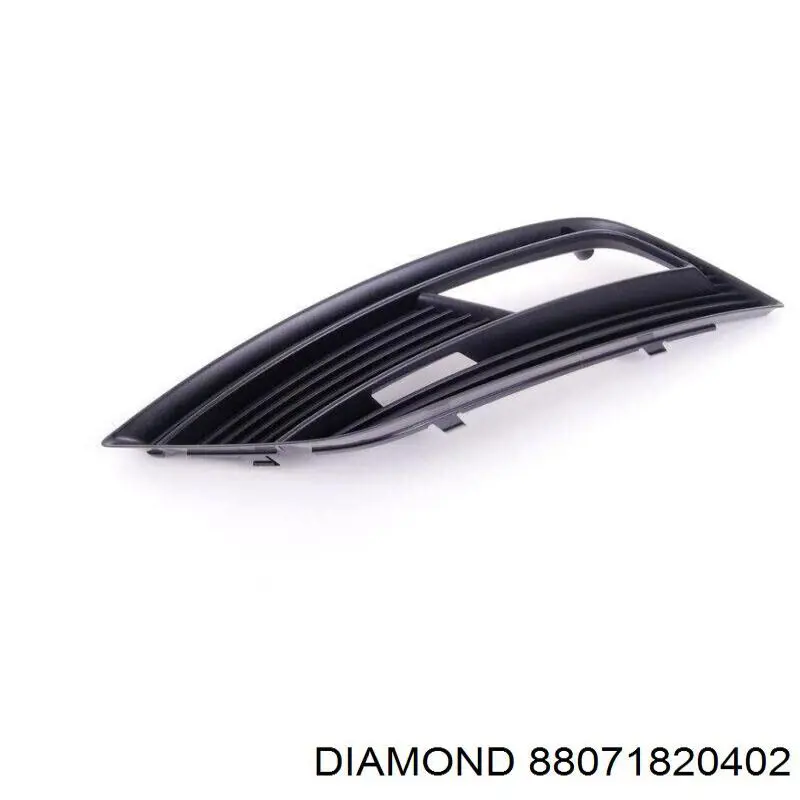 88071820402 Diamond/DPA заглушка/ решітка протитуманних фар бампера переднього, ліва