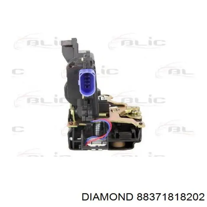 Тримач зовнішньої ручки дверей, передньої лівої 88371818202 Diamond/DPA