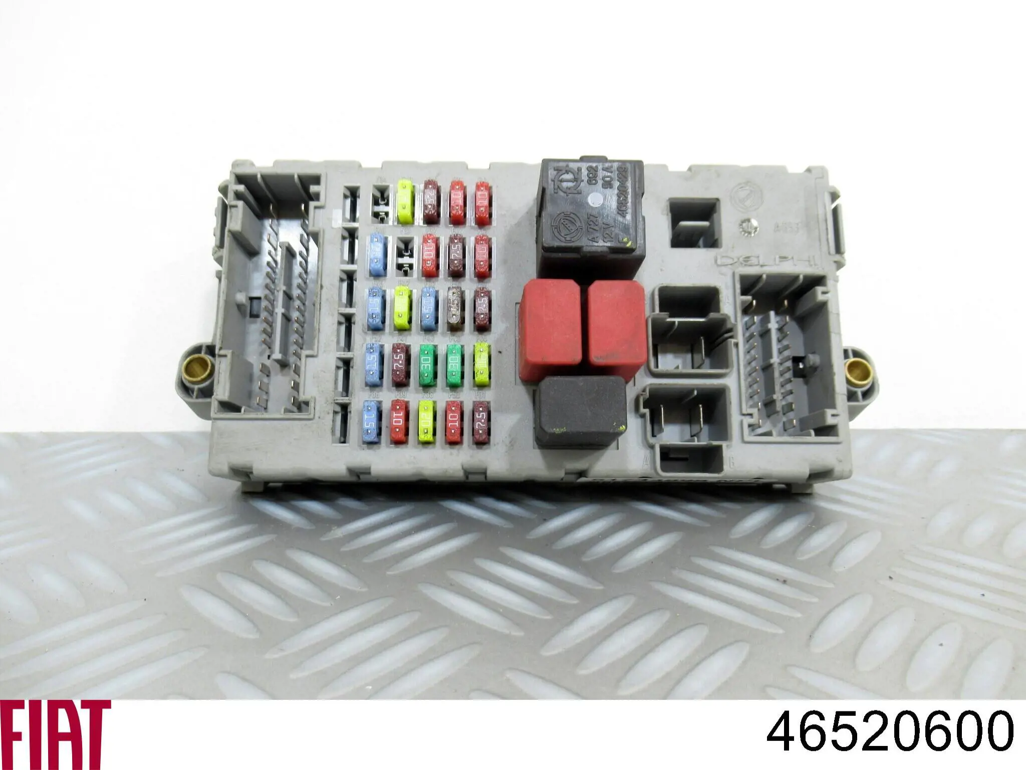 Блок запобіжників задній, салонний Fiat/Alfa/Lancia 46520600 ціна, від 10.83 USD