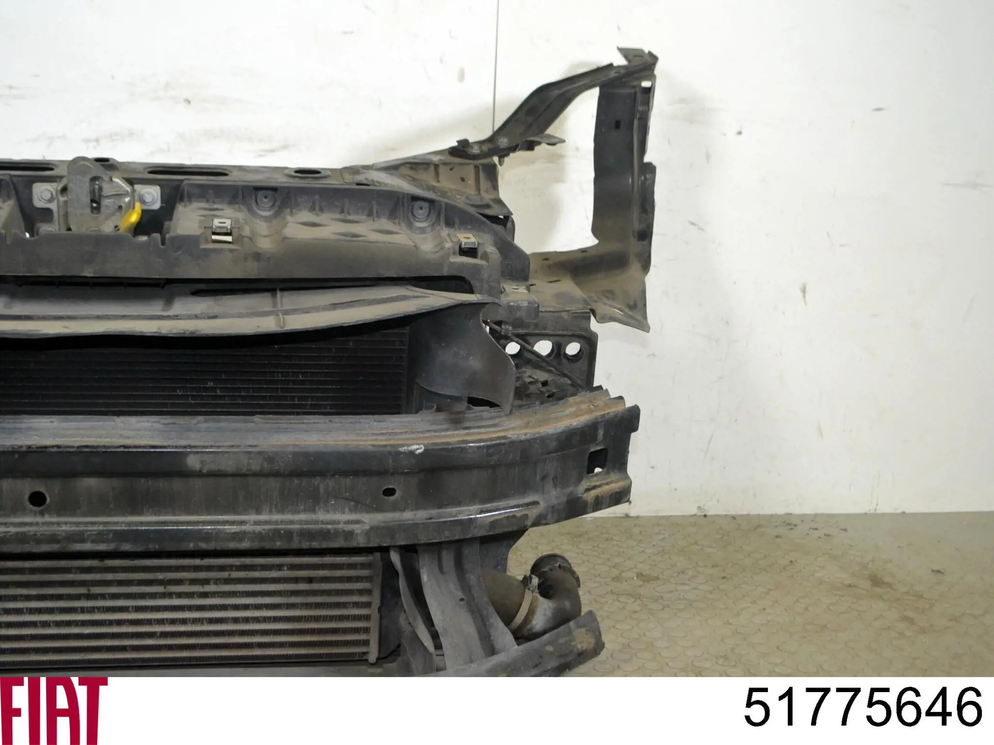 Купити 51775646 Fiat/Alfa/Lancia Абсорбер (наповнювач) бампера переднього