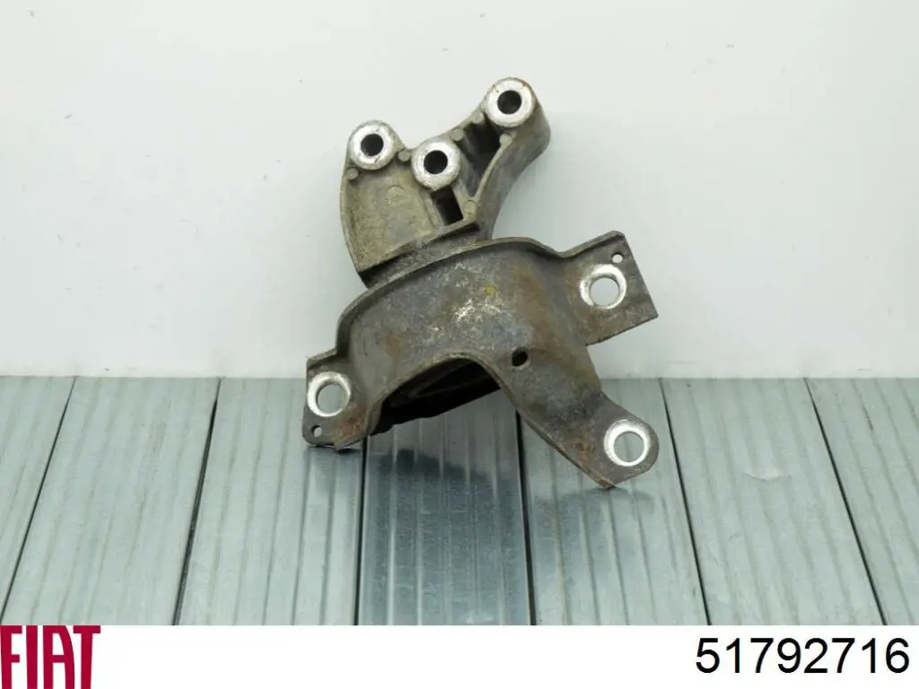 Передня опора двигуна Fiat/Alfa/Lancia 51792716