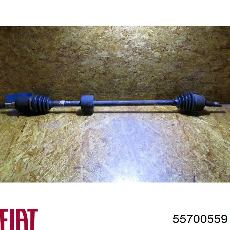 55700559 Fiat/Alfa/Lancia Привід передній правий