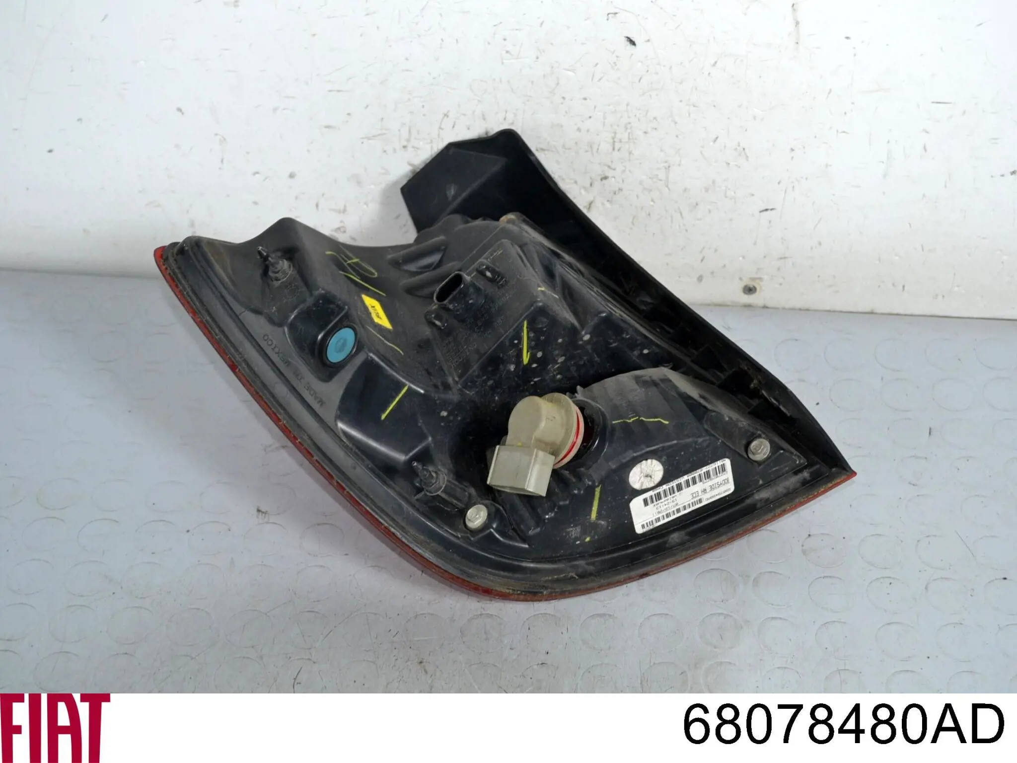 Купити 68078480AD Chrysler Стоп задній