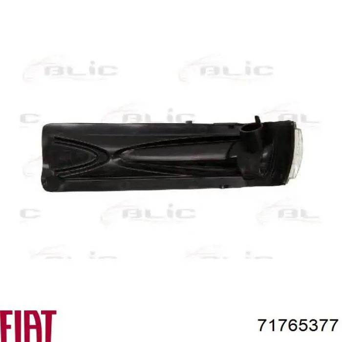 Габарит-покажчик повороту, правий 71765377 Fiat/Alfa/Lancia