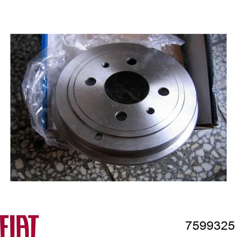 Барабан гальмівний задній Fiat/Alfa/Lancia 7599325 ціна, від 21.20 USD