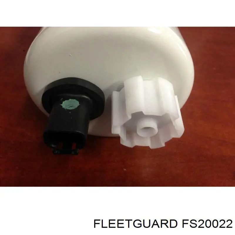 FS20022 Fleetguard Фільтр палива