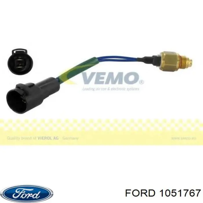 1051767 Ford радіатор охолодження двигуна
