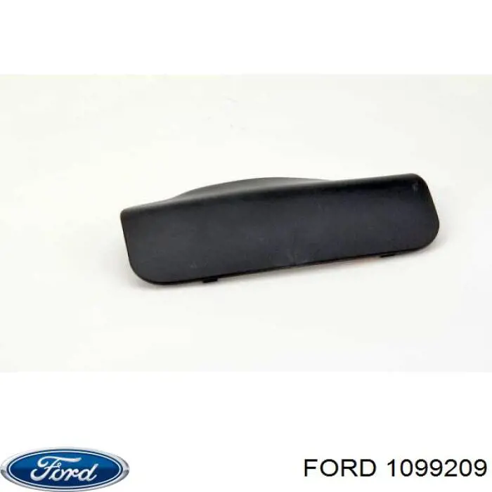 1099209 Ford заглушка бампера буксирувального гака, передня