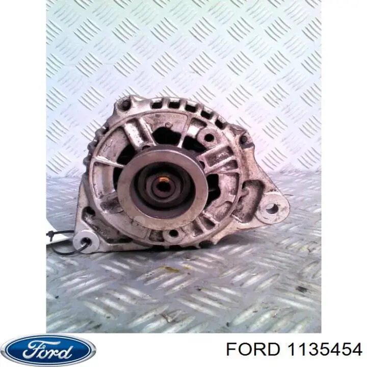 Купити 1135454 Ford Генератор