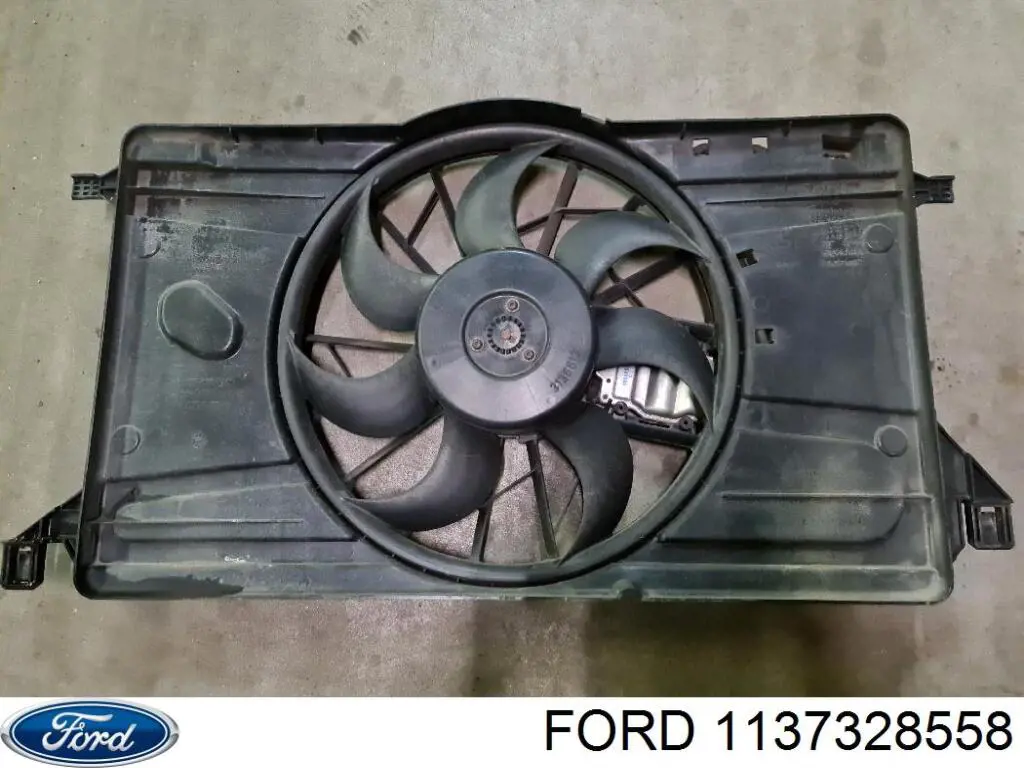 1137328558 Ford Дифузор радіатора охолодження, в зборі з двигуном і крильчаткою