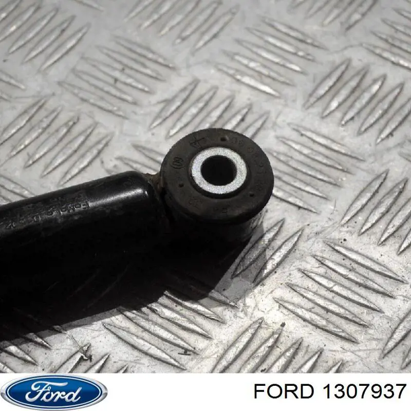 Купити 1307937 Ford 