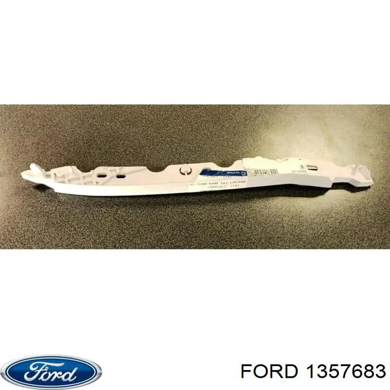 Купити 1357683 Ford Кронштейн бампера переднього, лівий