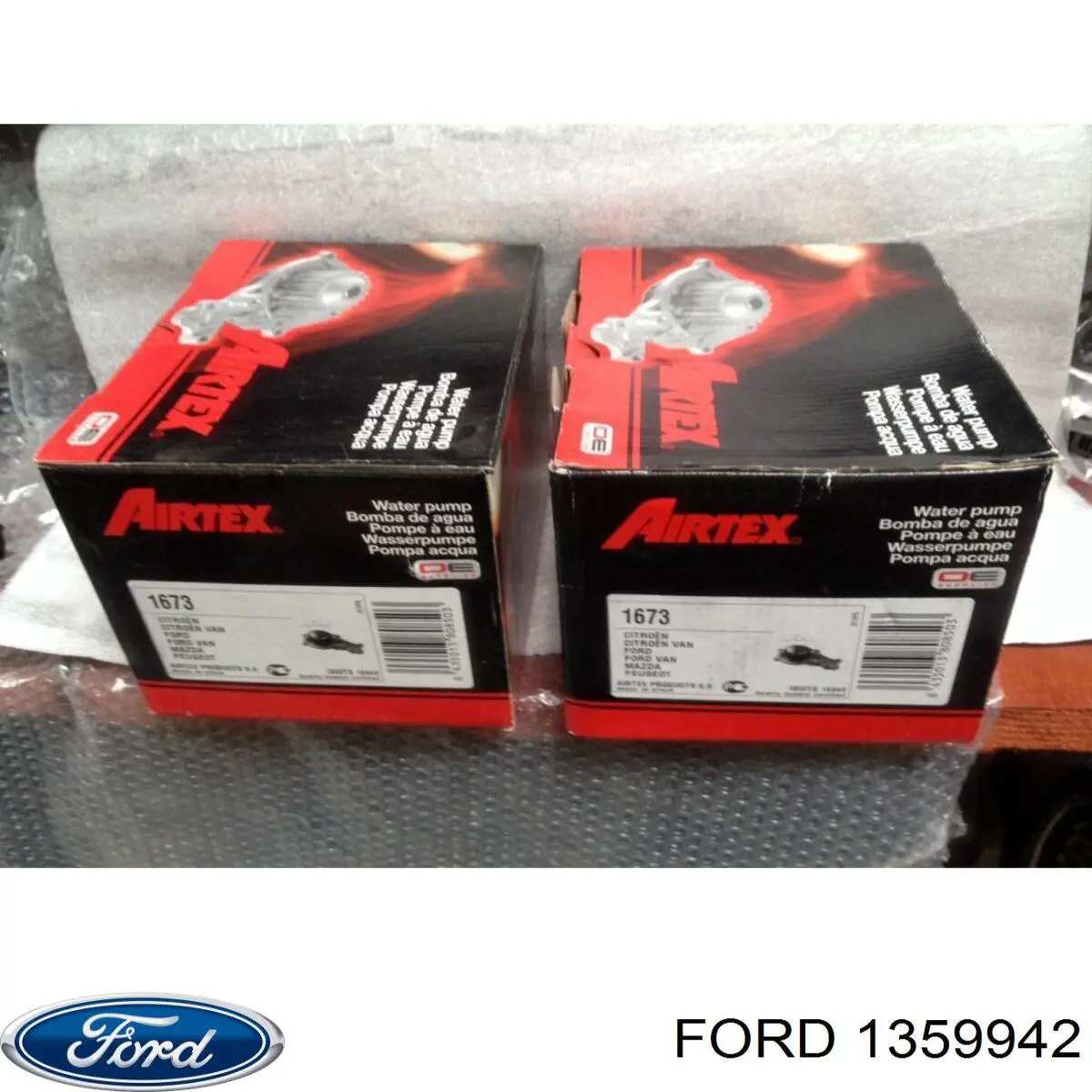 Помпа 1359942 Ford