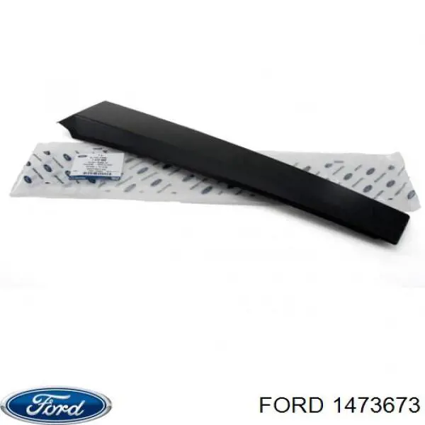 Купити 1473673 Ford Накладка передніх дверей, правої, вертикальної